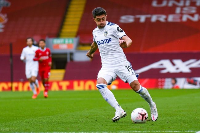 混团世界杯：12月5日赛程来了，国乒迎战德国队，日韩大对决