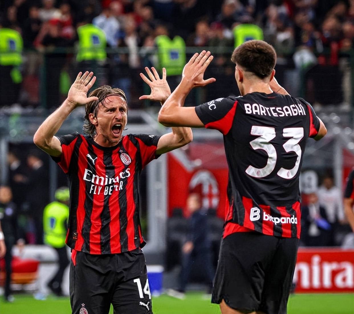 阿斯顿维拉英超前5轮不胜，现四连胜登顶英超第3