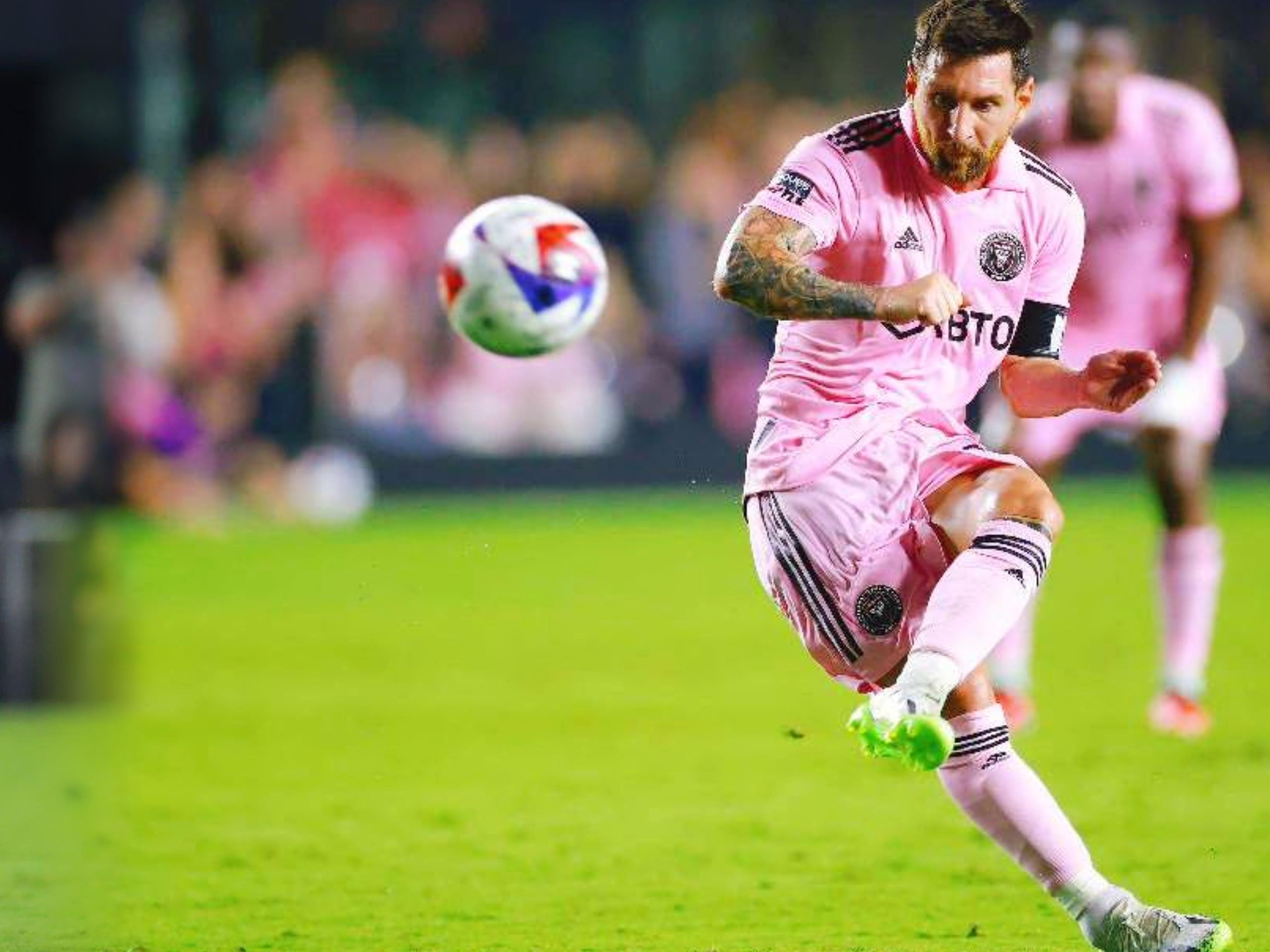 美记：有迹象显示快船将提前清理阵容，看好他们明夏签特雷杨