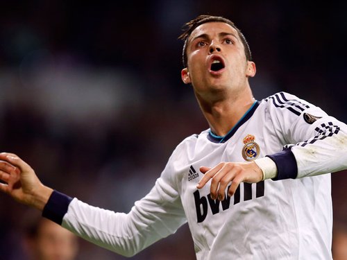 克勒舍：泽特尔属于德国最优秀的门将之一，他有望入选国家队